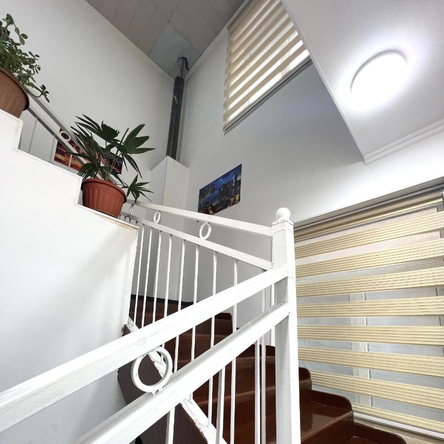Abs Guest House Osch Exterior foto